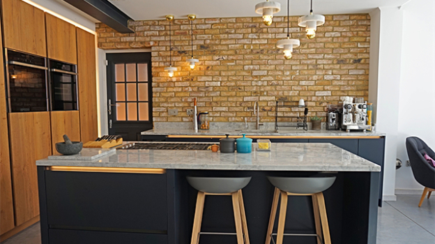 picture of Single-Family Homes and Farmhouse 